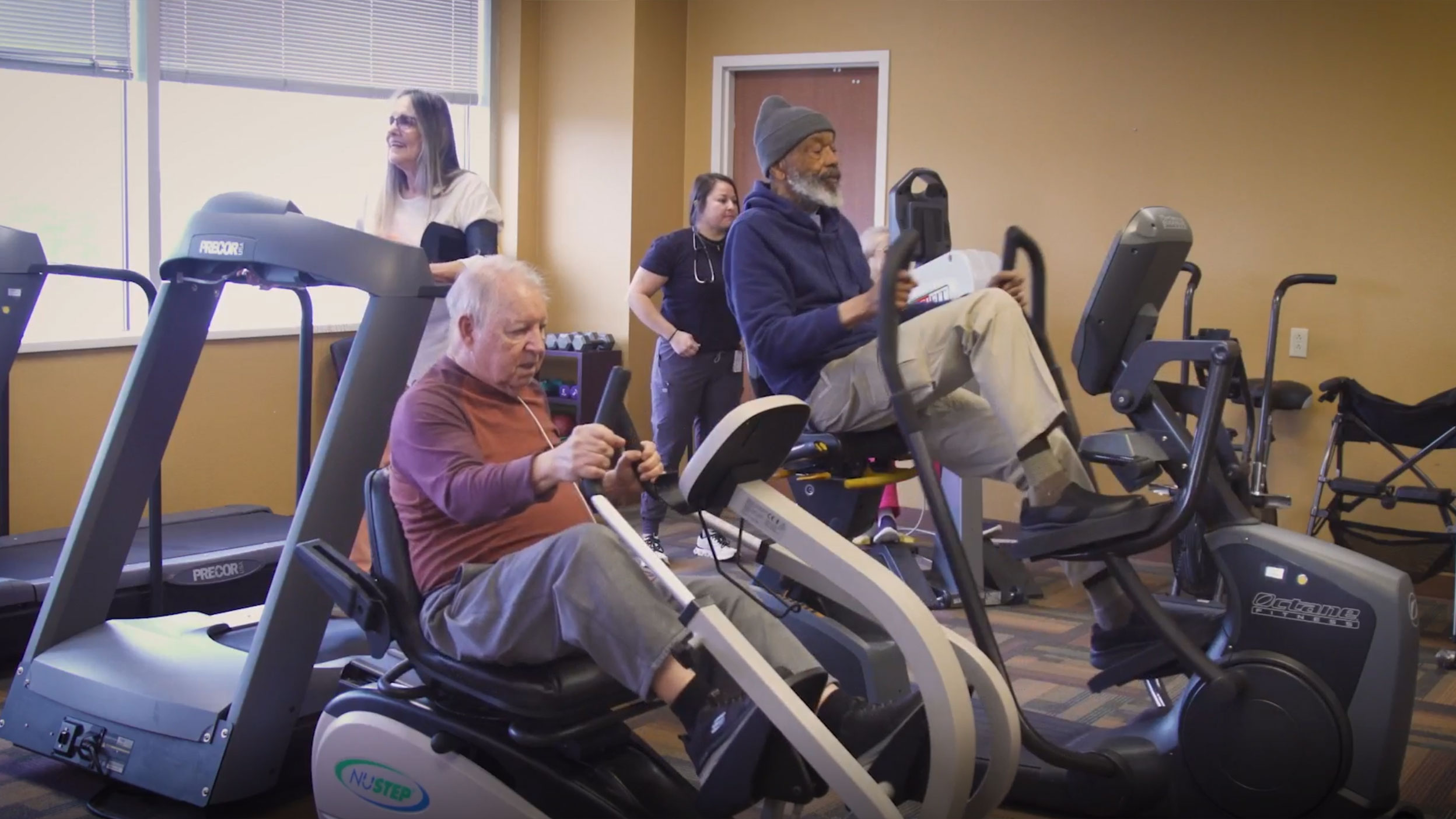 Willis Knighton Health Cardiac Rehabilitation services group exercising